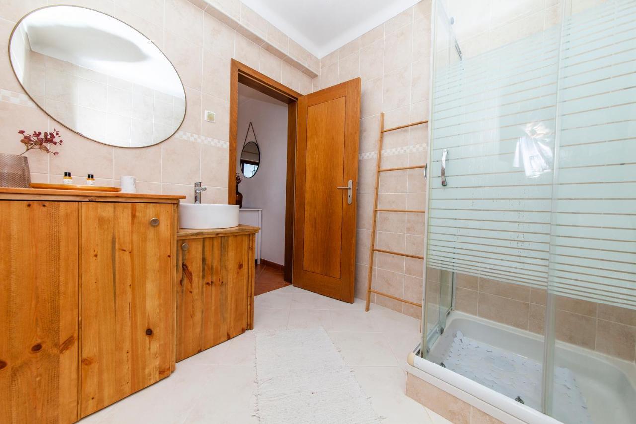 A56 - Westway Rossio Holiday Place Luz Extérieur photo